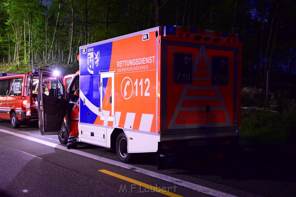 VU Gefahrgut LKW umgestuerzt A 4 Rich Koeln Hoehe AS Gummersbach P641.JPG - Miklos Laubert